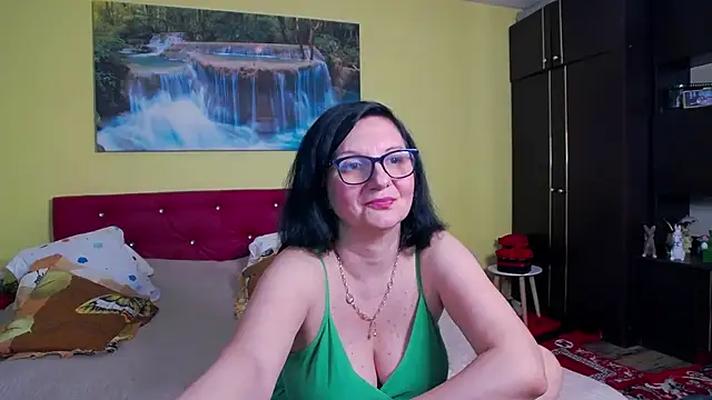 Snapshot of AlexaMorreno chatting on June 5, 7:52 pm AlexaMorreno online show from June 5, 7:52 pm