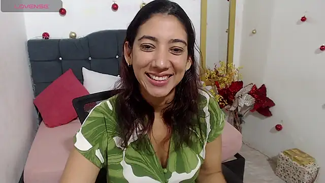 Eva Rodriguez  online show from January 11, 5:51 pm