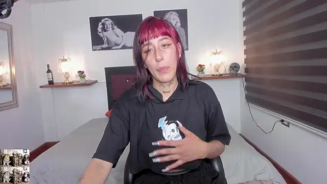 Snapshot of Mariana_Joness chatting on January 13, 1:56 am Mariana Joness online show from January 13, 1:56 am