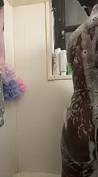 Snapshot of ChocolateBuns101 chatting on January 15, 2:06 am ChocolateBuns101 online show from January 15, 2:06 am