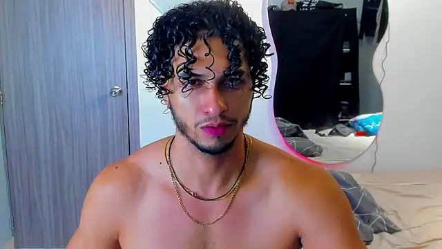 Kris Khalifa69 online show from December 14, 2:17 am