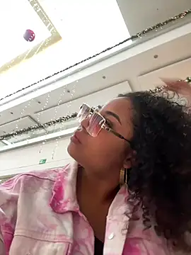 420Geminis online show from December 18, 5:10 pm