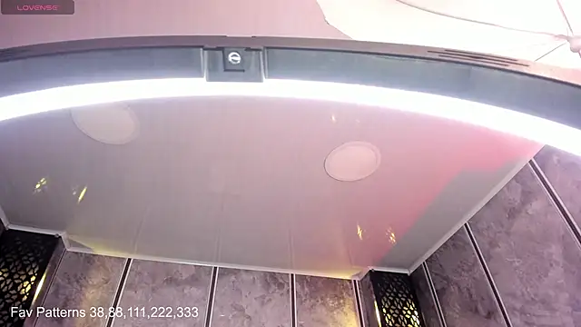 Amaraa Lewis online show from February 4, 12:11 pm