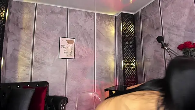 Amaraa Lewis online show from February 13, 12:11 pm