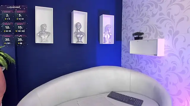 Amaraa Lewis online show from March 22, 12:14 pm