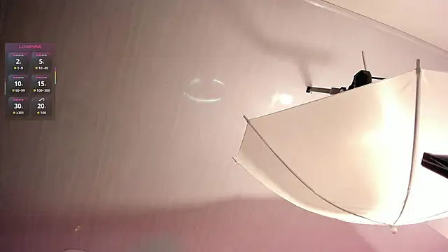 Amaraa Lewis online show from September 19, 12:17 pm