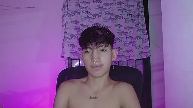 littlextreme online show from February 7, 3:34 am