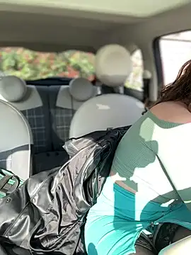 DaisyVibesss online show from March 7, 9:51 am