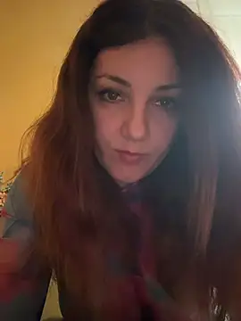 Snapshot of DaisyVibesss chatting on January 8, 11:45 am DaisyVibesss online show from January 8, 11:45 am