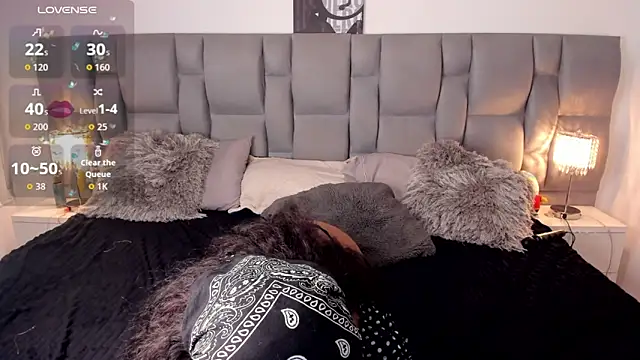 Snapshot of Nickytouse chatting on June 2, 10:17 am Nickytouse online show from June 2, 10:17 am
