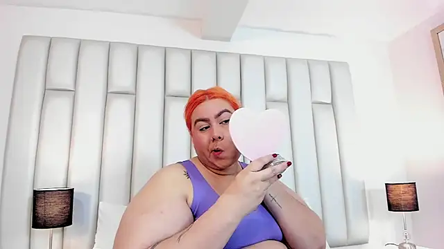 Snapshot of aandreaperez chatting on March 19, 11:50 am aandreaperez online show from March 19, 11:50 am