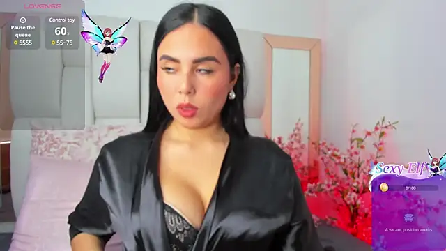 kylie sexy2000 online show from February 18, 4:37 pm
