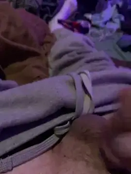 Hugetings online show from April 13, 10:43 am