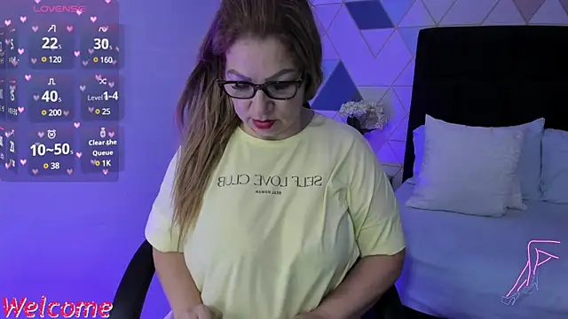 Snapshot of gisela27 chatting on February 10, 12:18 pm gisela27 online show from February 10, 12:18 pm