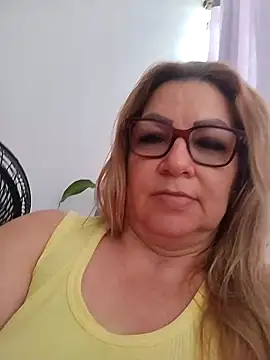 Snapshot of gisela27 chatting on September 21, 6:09 pm gisela27 online show from September 21, 6:09 pm