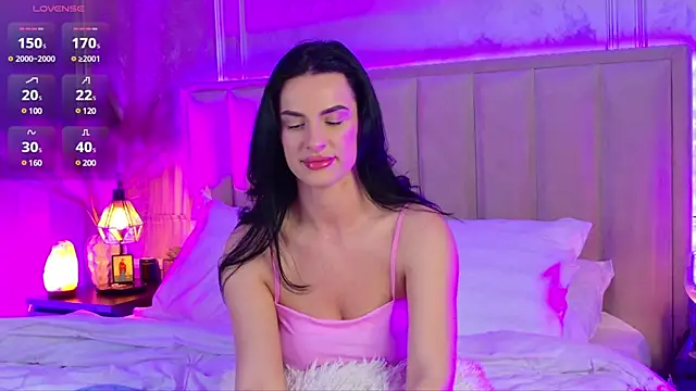 SereneRhodes online show from March 17, 8:30 pm