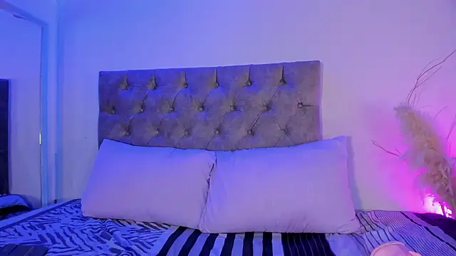 ale cam online show from January 13, 2:28 am