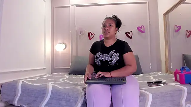 ale cam online show from February 13, 1:07 pm