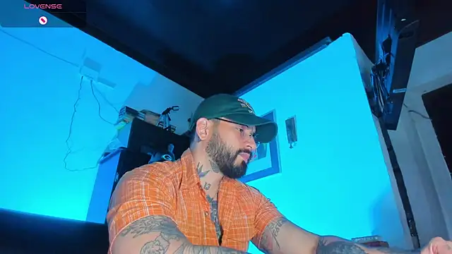 Snapshot of CamiloGray_ chatting on September 20, 11:55 am CamiloGray online show from September 20, 11:55 am