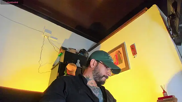 CamiloGray  online show from November 17, 2:34 pm