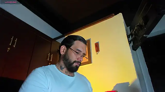 CamiloGray  online show from February 24, 2:04 pm