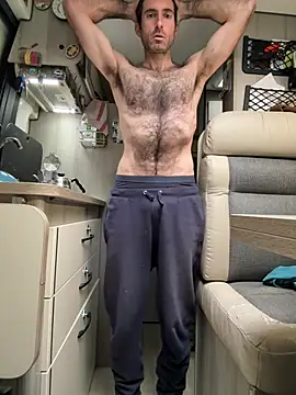 Snapshot of Hairy_athlete chatting on December 13, 9:46 am Hairy athlete online show from December 13, 9:46 am