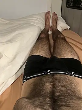 Snapshot of Hairy_athlete chatting on September 15, 11:38 pm Hairy athlete online show from September 15, 11:38 pm