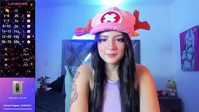 Snapshot of cutesarah_ chatting on December 5, 3:26 am cutesarah  online show from December 5, 3:26 am