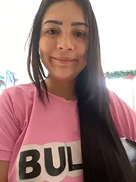 Snapshot of cutesarah_ chatting on January 4, 7:02 pm cutesarah  online show from January 4, 7:02 pm