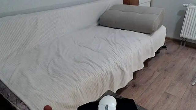 increible della online show from December 13, 7:43 pm