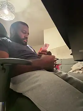 waakenda online show from November 7, 7:03 pm