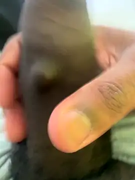 waakenda online show from December 5, 1:52 pm