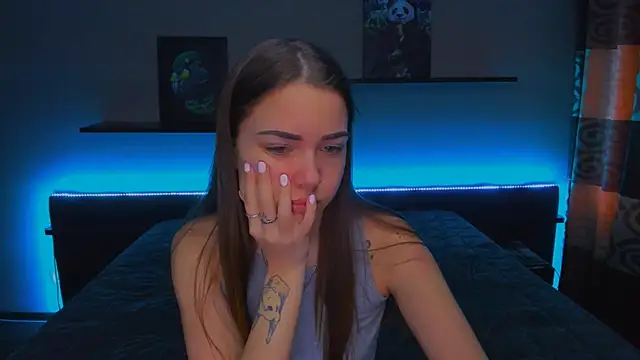 AlexaBarkley online show from February 6, 3:16 am