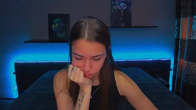 AlexaBarkley online show from February 12, 3:18 am