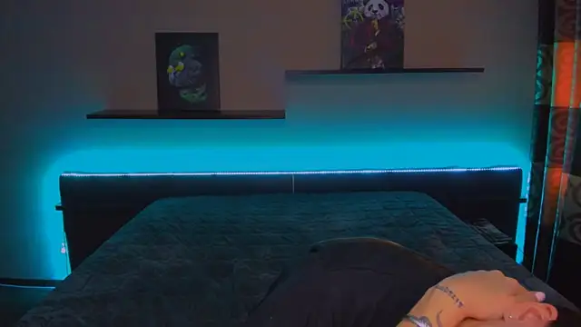 AlexaBarkley online show from February 14, 6:12 am