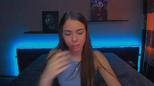 AlexaBarkley online show from February 17, 3:15 am