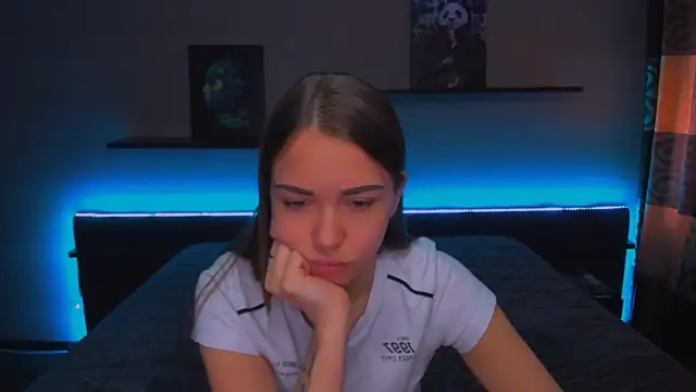 AlexaBarkley online show from February 21, 6:29 am