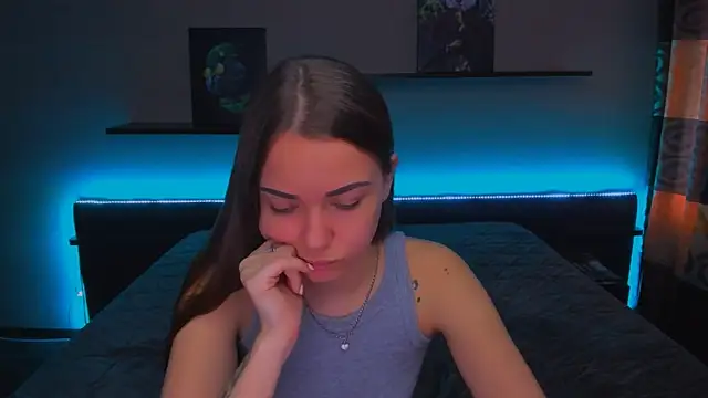 AlexaBarkley online show from February 25, 3:20 am