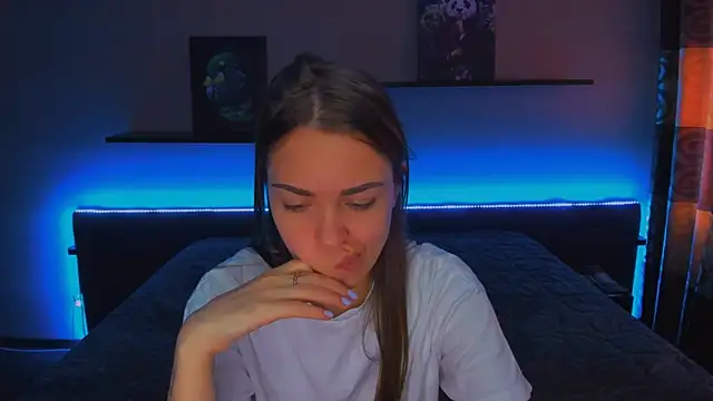 AlexaBarkley online show from February 28, 6:21 am