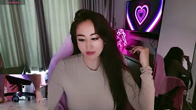 AsianQueens online show from October 27, 3:21 am