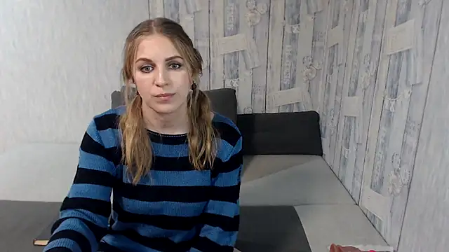 Pilly green  online show from March 16, 10:44 am