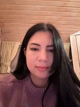 clairewntr online show from January 1, 6:49 pm