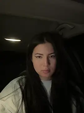 clairewntr online show from March 6, 10:58 pm