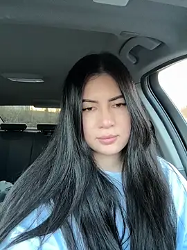 clairewntr online show from March 13, 4:56 pm