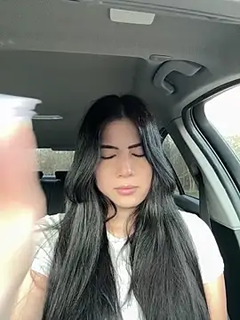 clairewntr online show from March 16, 5:07 pm