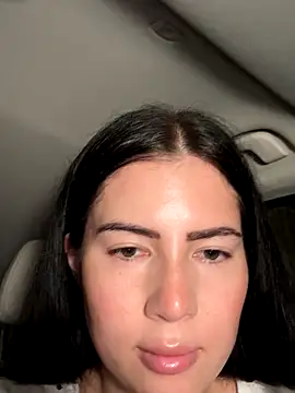 clairewntr online show from October 6, 8:28 pm