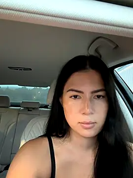 clairewntr online show from October 12, 4:39 pm