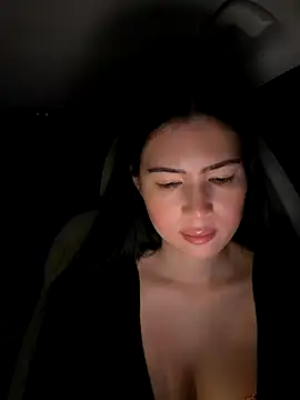 clairewntr online show from November 30, 9:41 pm