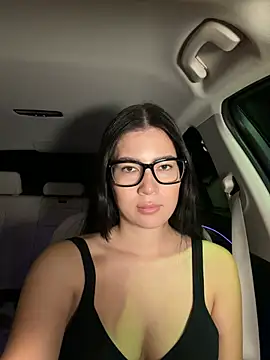 clairewntr online show from January 11, 8:36 pm