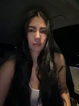 clairewntr online show from March 25, 10:27 pm